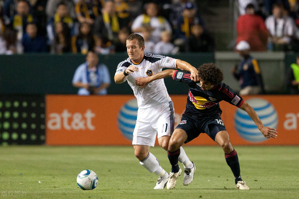 格列兹曼状态火爆，足总杯抢七大战对阵广东男篮，莱比锡力争零封的简单介绍